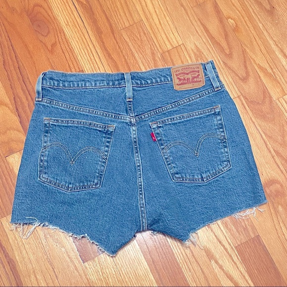 Levi’s 501 High-Rise Denim Shorts Size W29 - Picture 7 of 11
